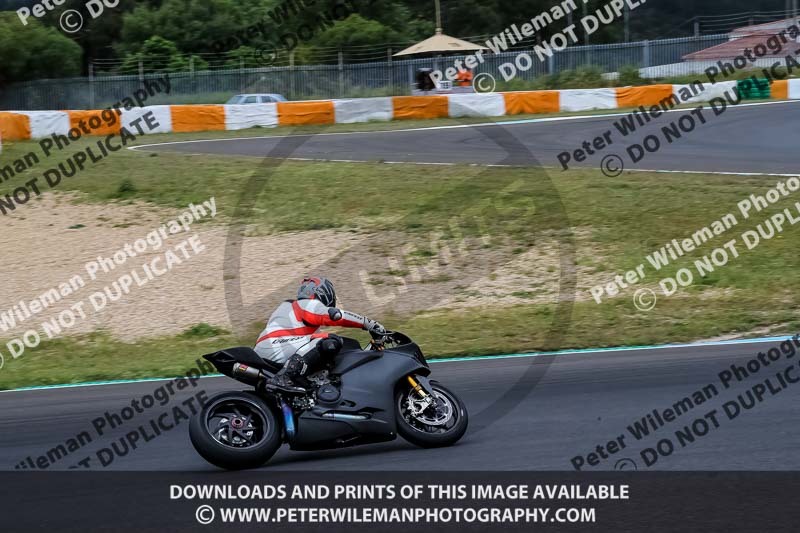 estoril;event digital images;motorbikes;no limits;peter wileman photography;portugal;trackday;trackday digital images